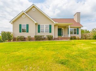 211 Lake Shore Dr, Chatsworth, GA 30705