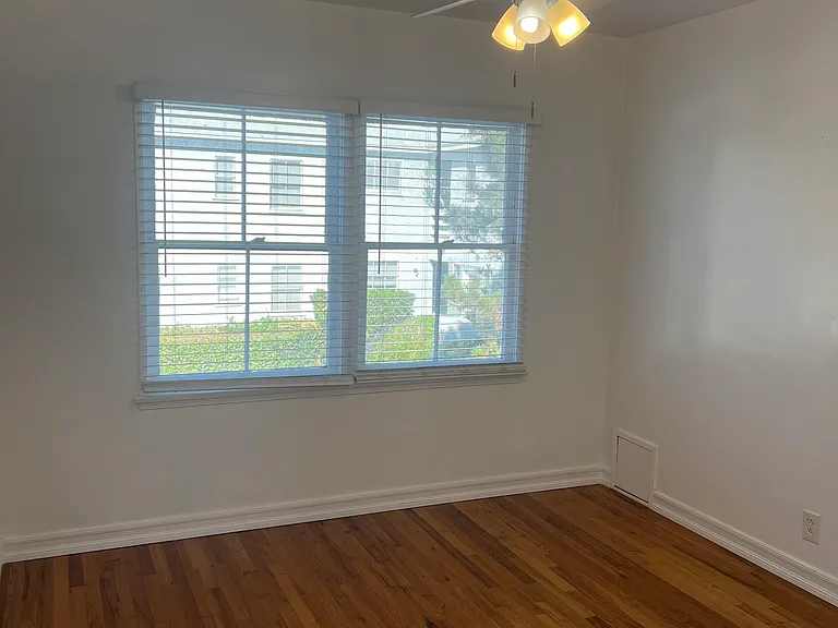 1252 Franklin St #D — Photo 9