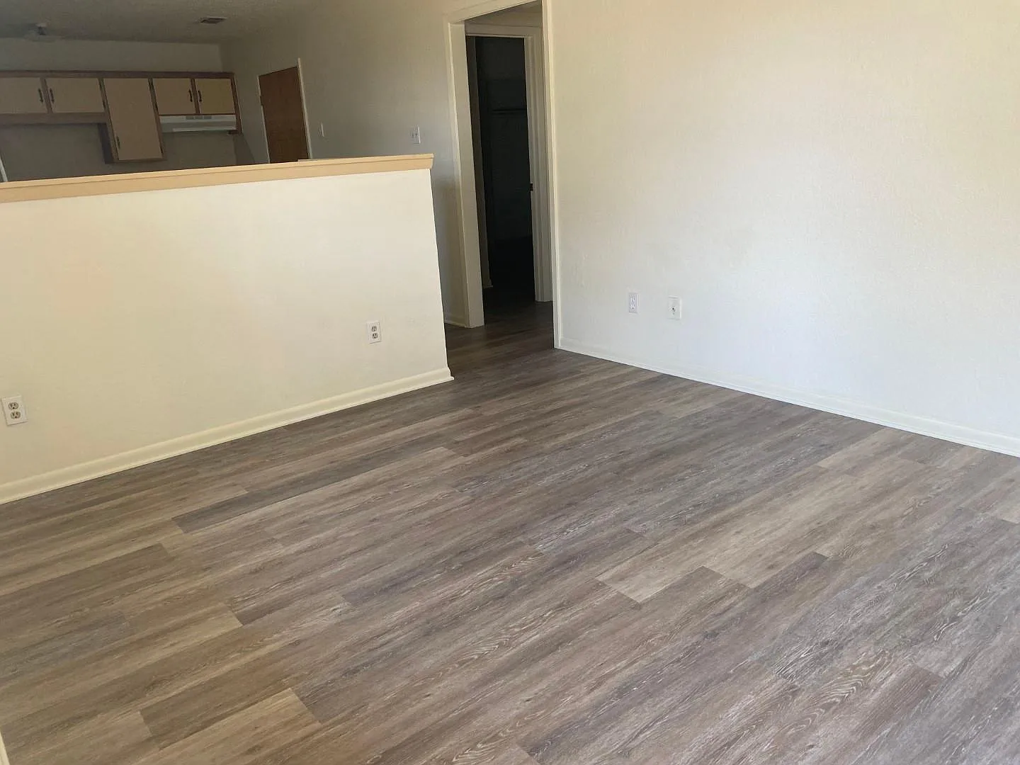2 bed, 906 sqft, $675 — Photo 4