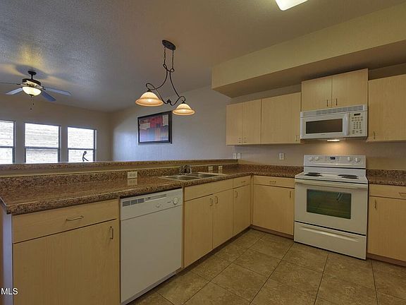 5th image of 501 E Redd Rd APT 1