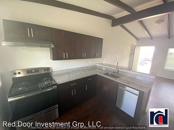 4th image of 3810 S Washington Ave #11031796