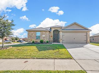 2202 Tombstone Dr, Forney, TX 75126
