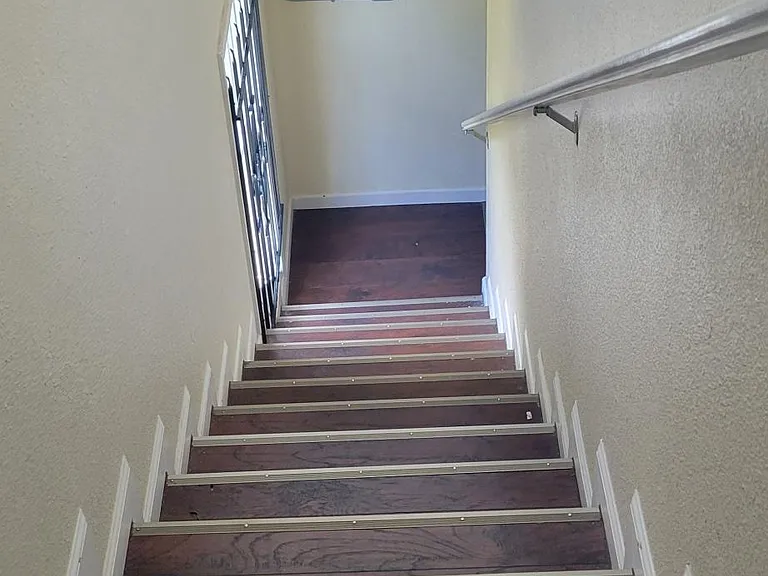 33 Main St #A — Photo 8