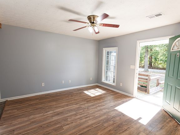 5th image of 518 Jones Rd #A