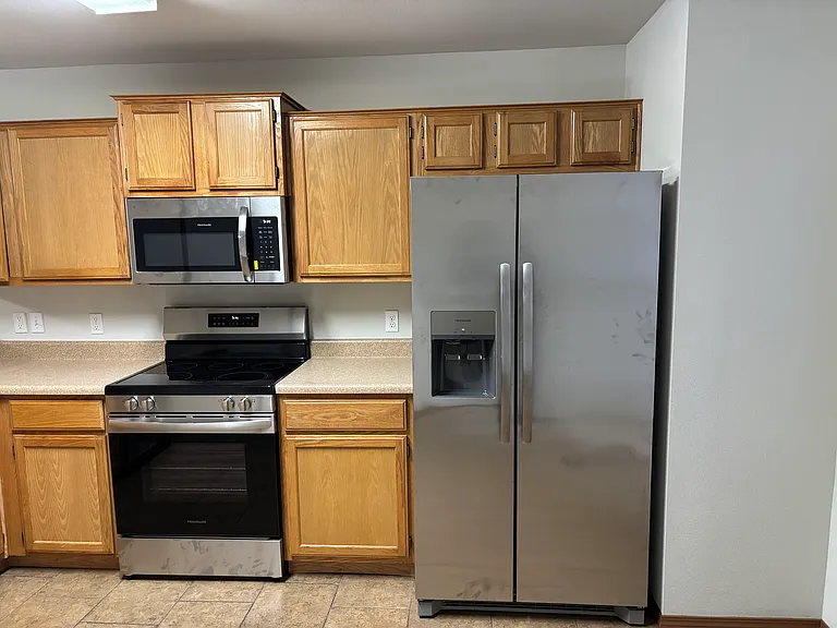 112 Sage St — Photo 4