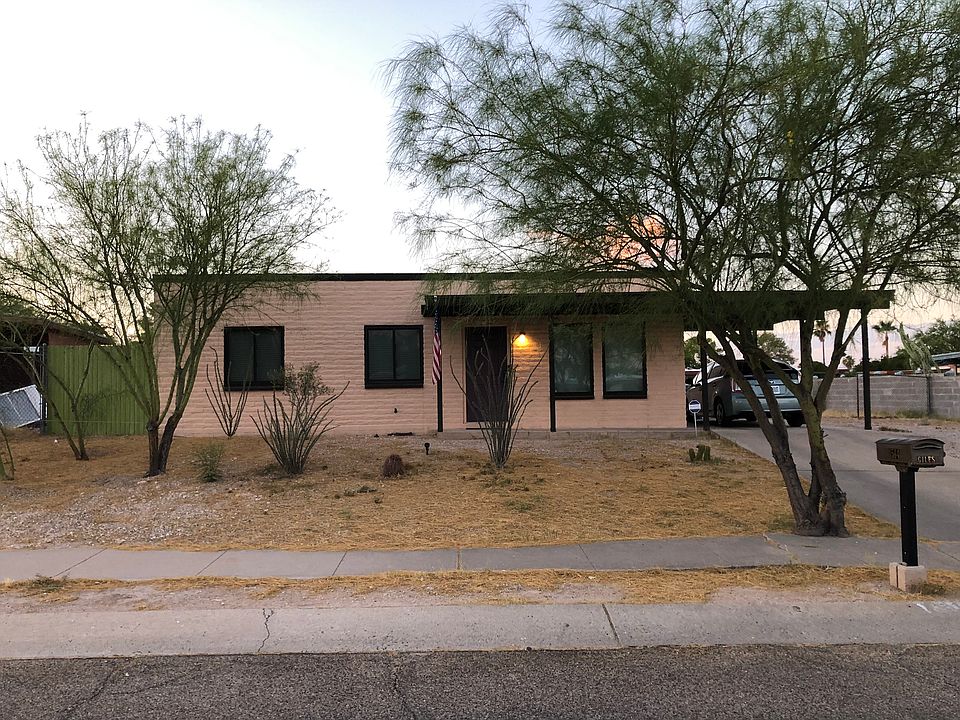 1st image of 1514 E Calle Salamanca
