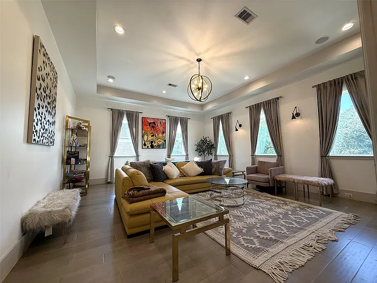 4043 Tartan Ln — Photo 36