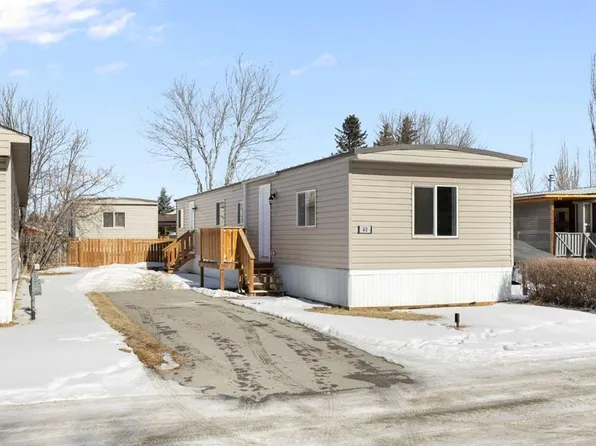 6220 17th Ave SE #40, Calgary, AB T2A 7H4