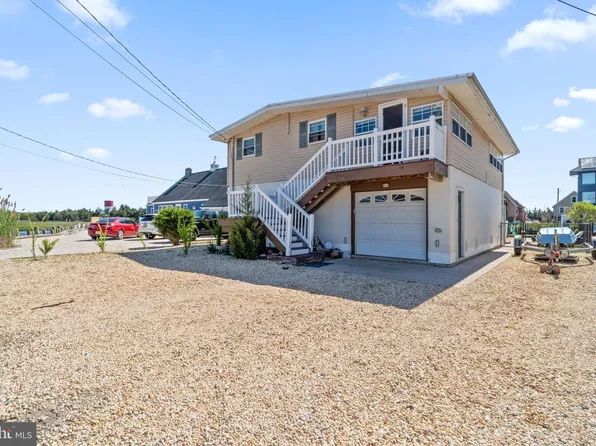40 Daddy Tucker Dr, Little Egg Harbor, NJ 08087