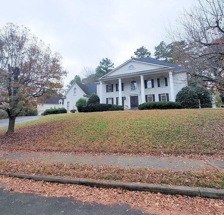 1st image of 605 Winnmark Dr