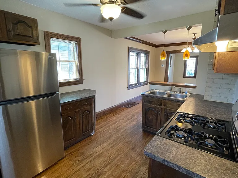 Open kitchen