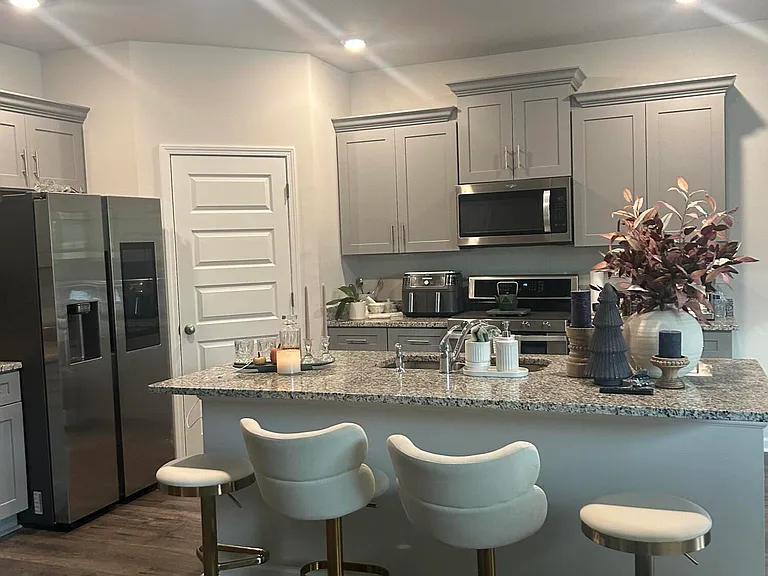 4808 Southwind Rd — Photo 3