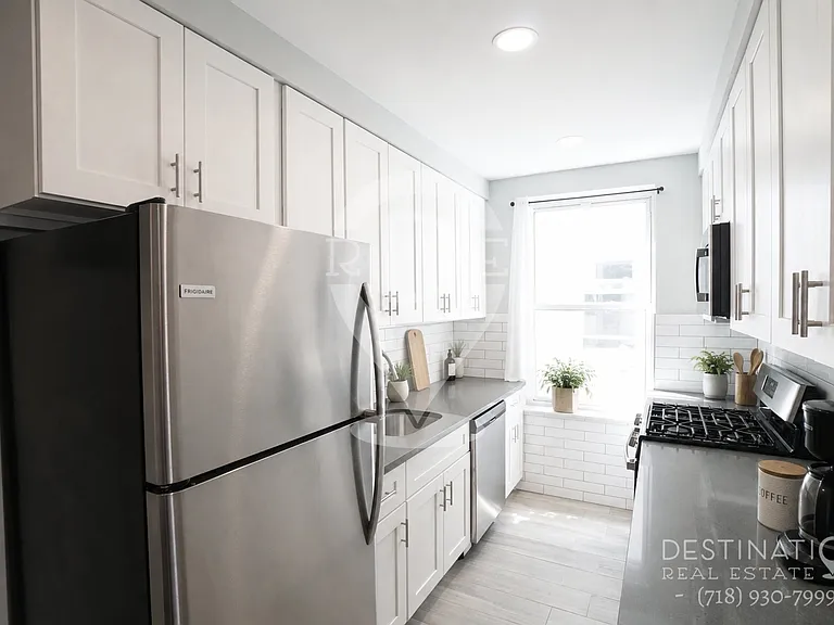 1657 66th St #1R — Photo 3