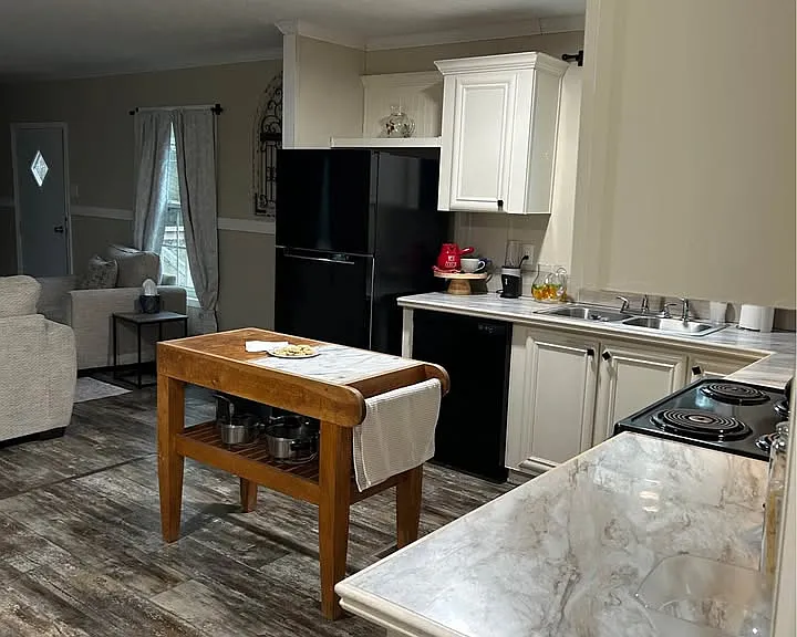 3173A Baker Rd — Photo 3