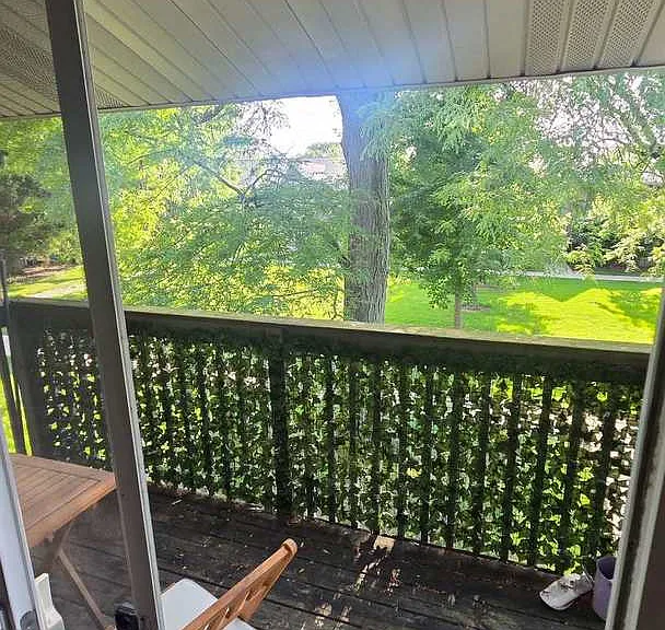 16W543 Mockingbird Ln #206 — Photo 9