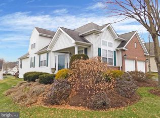 17 Blue Flax Ln, Langhorne, PA 19047