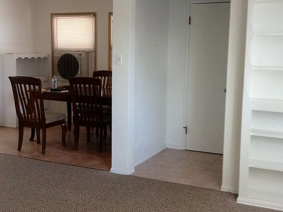 4th image of 412 N Cherry Ave