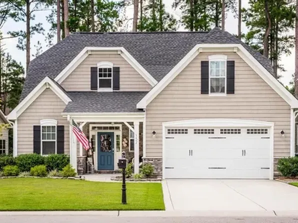 152 Moultrie Ln, Aberdeen, NC 28315