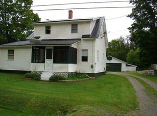 277 Foxcroft Rd, Houlton, ME 04730