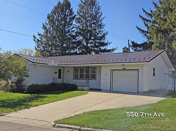 550 7th Ave, Platteville, WI 53818