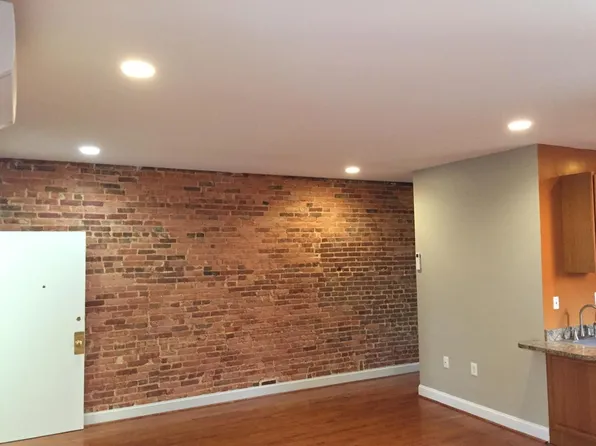 2916 N Calvert St, Baltimore, MD