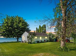 165 Sun N Surf Dr, Luxemburg, WI 54217