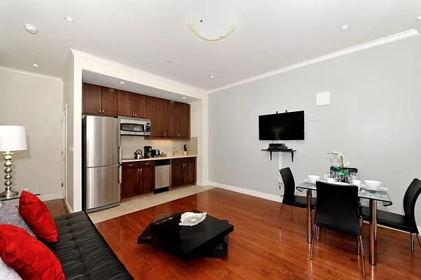 Rented by Level Group | media 1