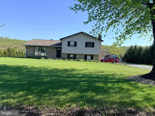 64 Fairway Dr, Jonestown, PA 17038