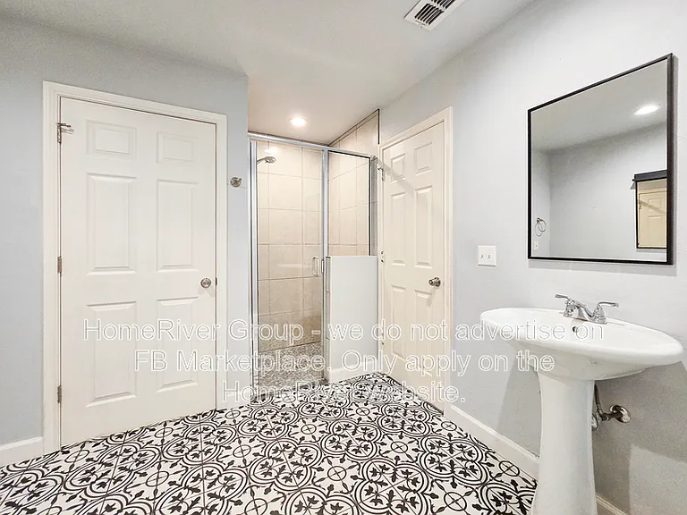 440 Pecan Dr — Photo 9