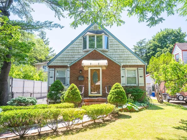 58-44 219th Street, Bayside, NY 11364