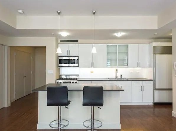 212 E 57th St APT 9A, New York, NY 10022