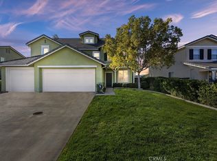 8055 La Crosse Way, Riverside, CA 92508