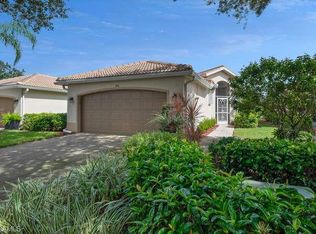 1896 Crestview Way, Naples, FL 34119