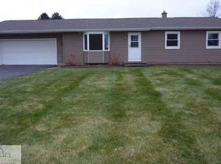 5766 E Mount Hope Hwy, Grand Ledge, MI 48837