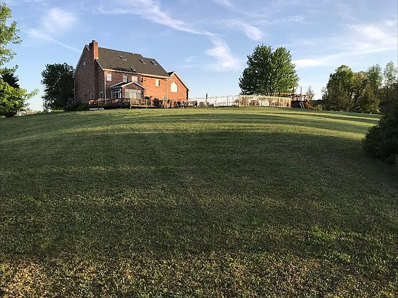 3rd image of 108 Walnut Way