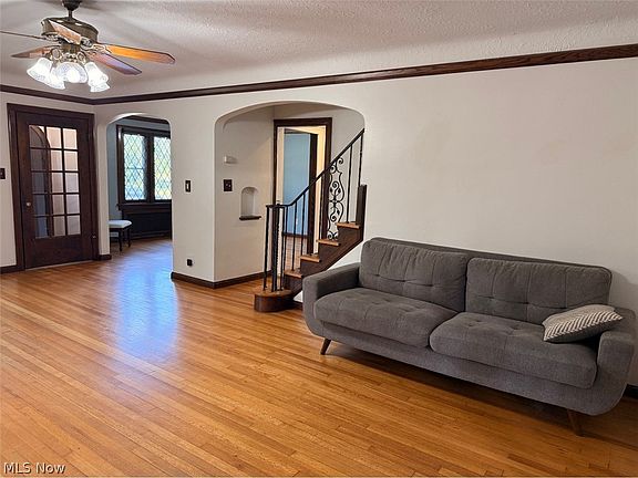 4th image of 3750 Washington Blvd