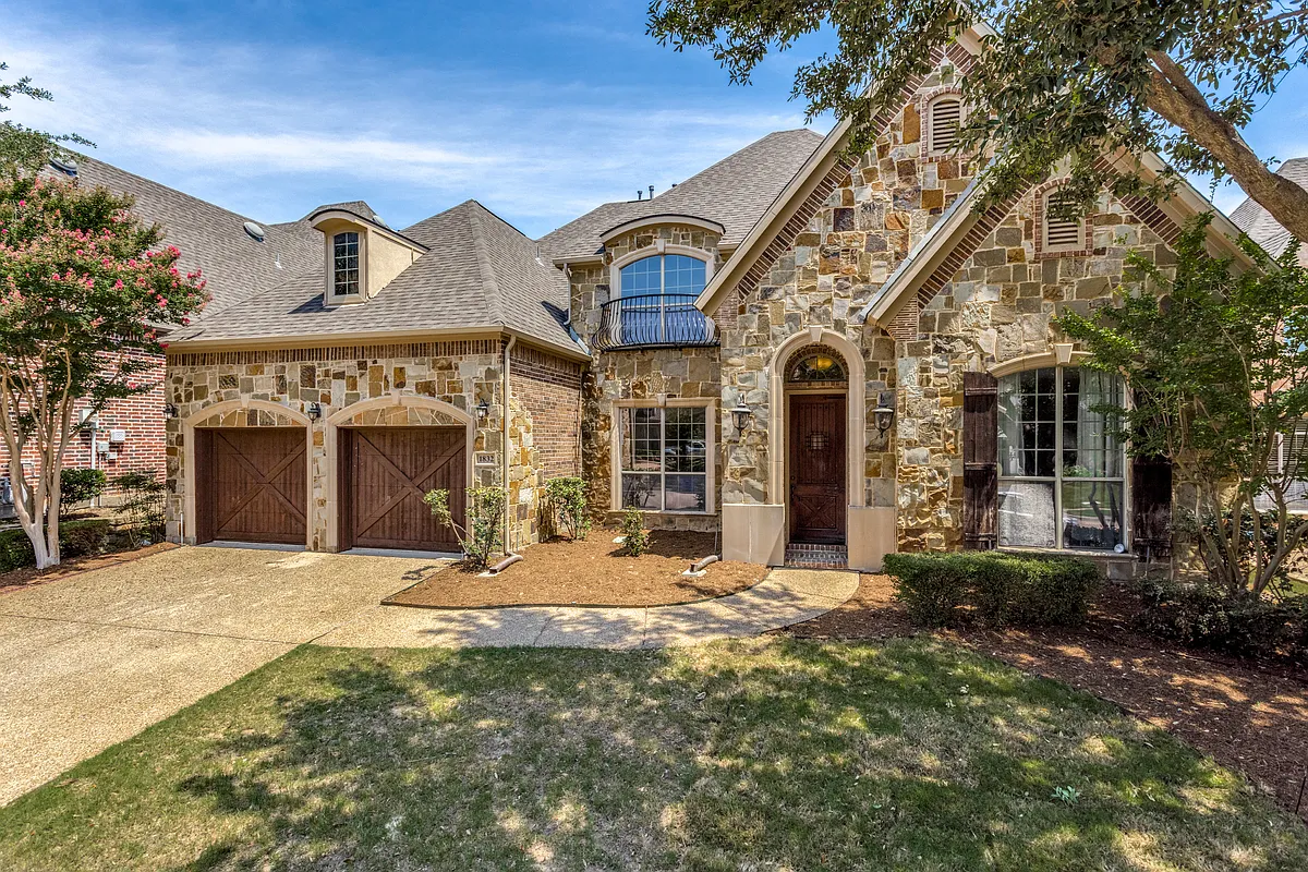 Building Photo - 1832 Canyon Ct