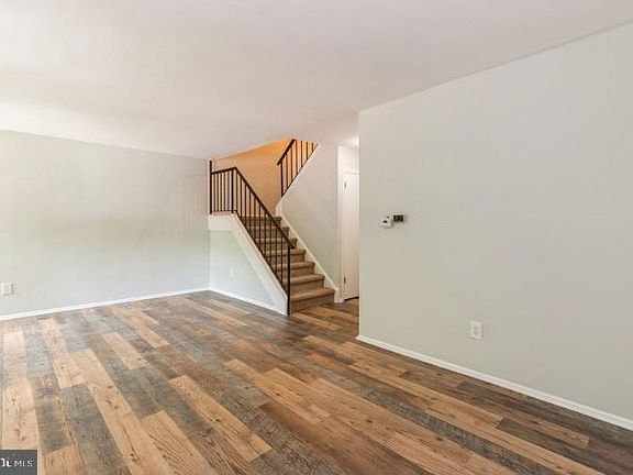 2nd image of 44 Harwood Ln #Dd