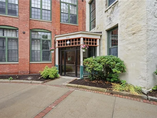 15 Higgins St APT 216, Smithfield, RI 02917