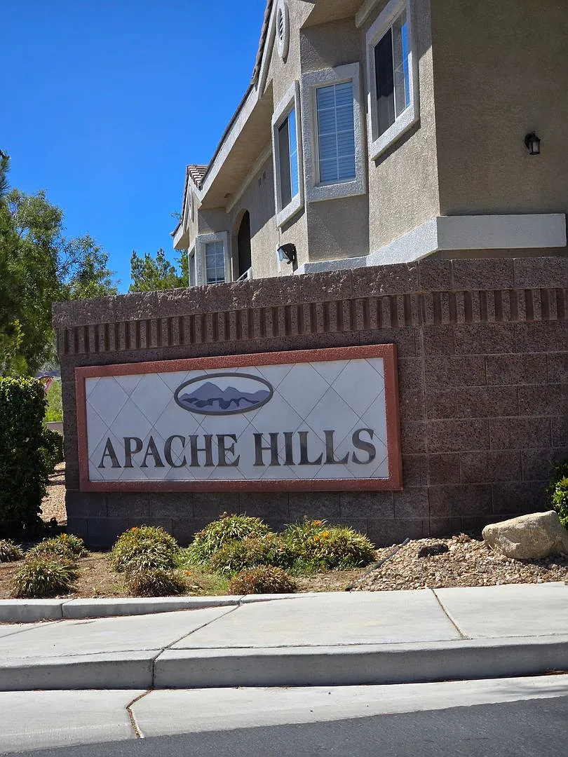 A Fabulous 2 Bedroom upstairs Condo in a Gated Community in SW Las Vegas — Photo 1