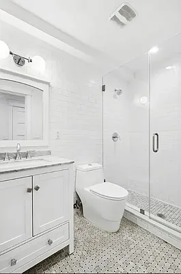 Bathroom, photo 1