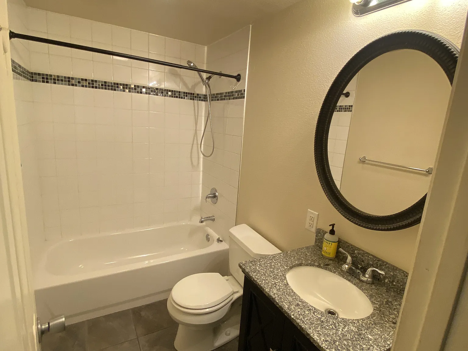 155 Kahle Drive - S — Photo 4