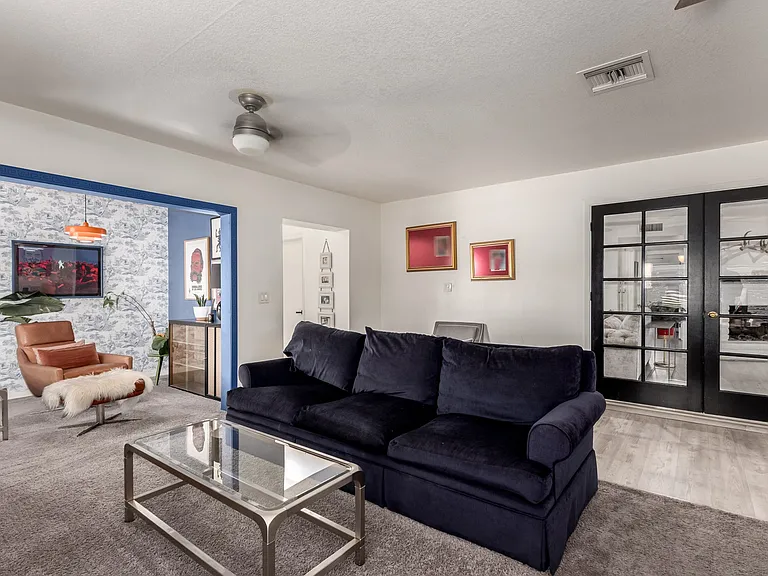 2042 E Laguna Dr — Photo 7