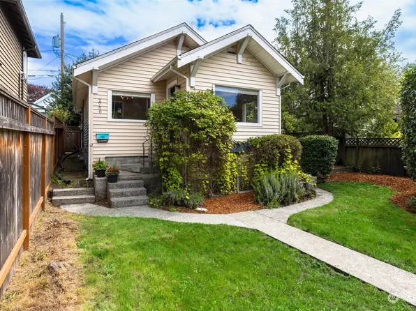 2750 49th Avenue SW, Seattle, WA 98116