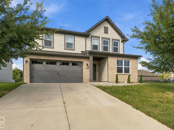 16352 Sedalia Dr, Fishers, IN 46040