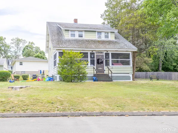 10 Harwich Street, East Haven, CT 06512