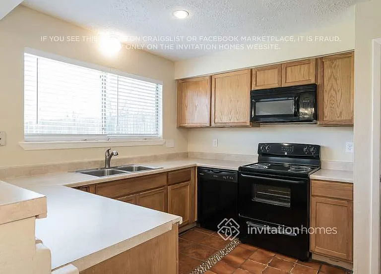 7230 Dew Mist Ln — Photo 9