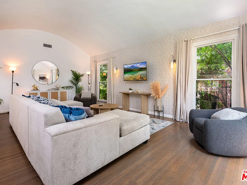 315 S Highland Ave