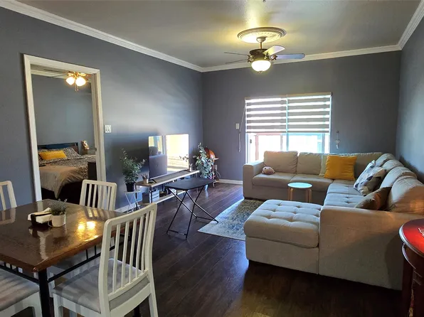 1100 W Trinity Mills Rd APT 2045, Carrollton, TX 75006