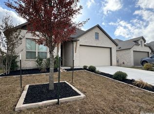 138 Red Oak, Castroville, TX 78009